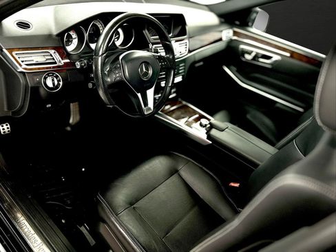 Used 2016 Mercedes-Benz E 350 4MATIC Wagon image 10