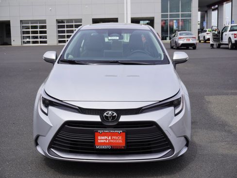 New 2026 Toyota Corolla XLE image 6