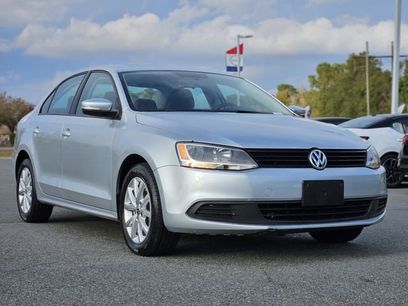 Used 2011 Volkswagen Jetta SE