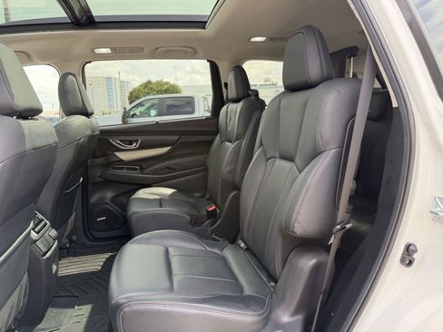Used 2022 Subaru Ascent Limited w/ Technology Package AWD/4WD image 18