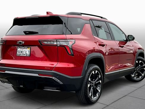 Used 2025 Chevrolet Equinox RS image 12