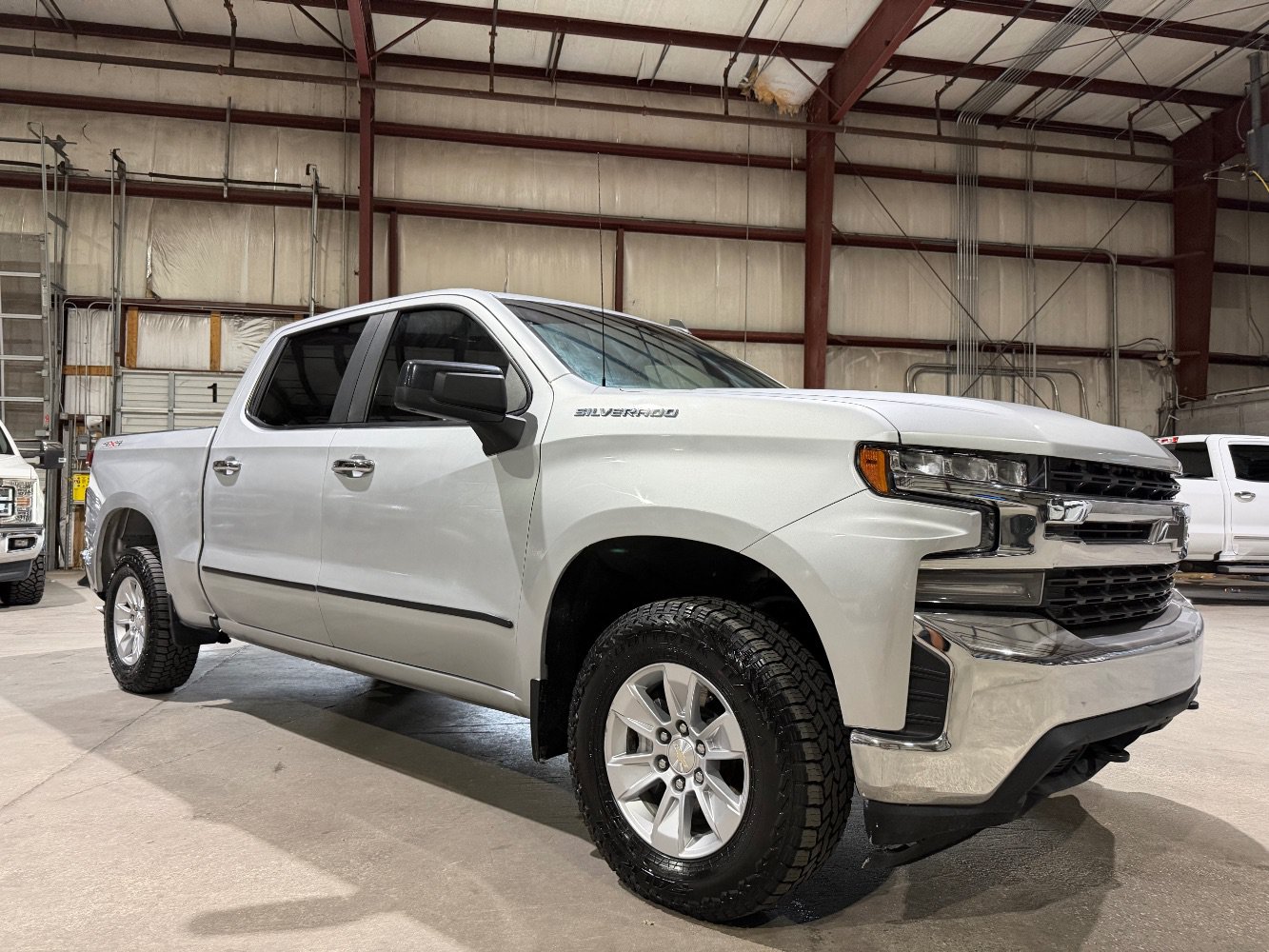 Used 2021 Chevrolet Silverado 1500 LT AWD/4WD image 1