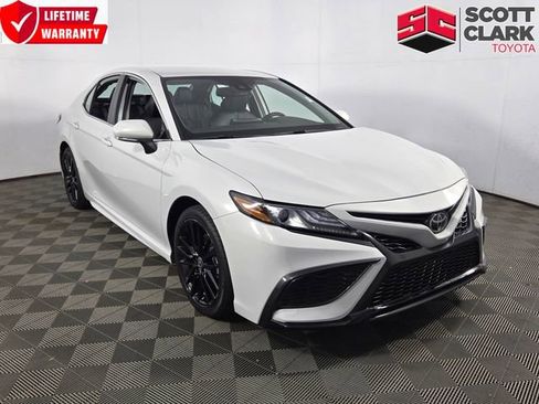 Used 2023 Toyota Camry XSE image 1