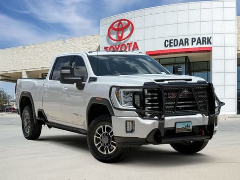 Used 2022 GMC Sierra 2500 AT4 w/ AT4 Preferred Package AWD/4WD image 1