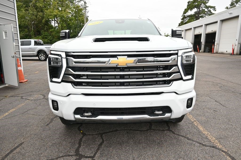 Used 2024 Chevrolet Silverado 2500 High Country w/ High Country Premium Package AWD/4WD image 37