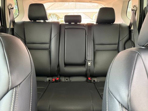 Used 2026 Nissan Rogue SL FWD image 39