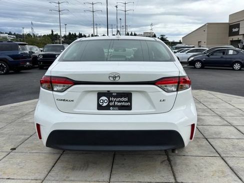 Used 2024 Toyota Corolla LE FWD image 10