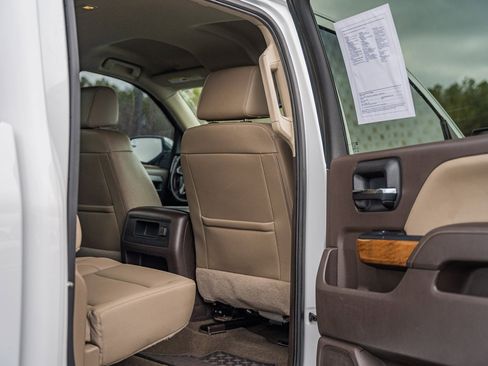 Used 2018 Chevrolet Silverado 1500 LTZ w/ Sport Package image 18