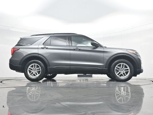 New 2026 Ford Explorer Active AWD/4WD image 37