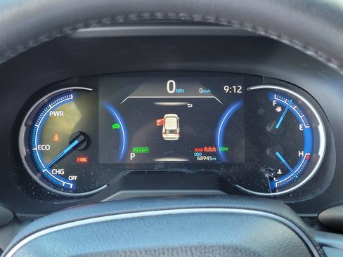 Used 2022 Toyota RAV4 XSE AWD/4WD image 14
