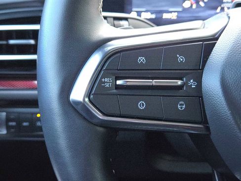 Certified 2025 Chevrolet Traverse Z71 w/ Enhanced Driving Package image 27