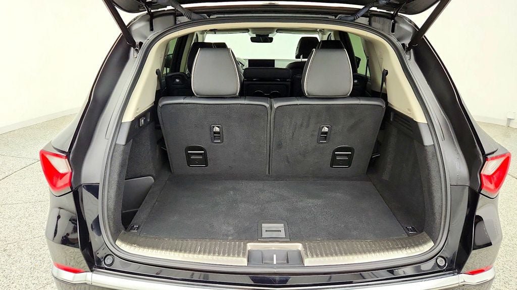 Used 2022 Acura MDX w/ Advance Package AWD/4WD image 23