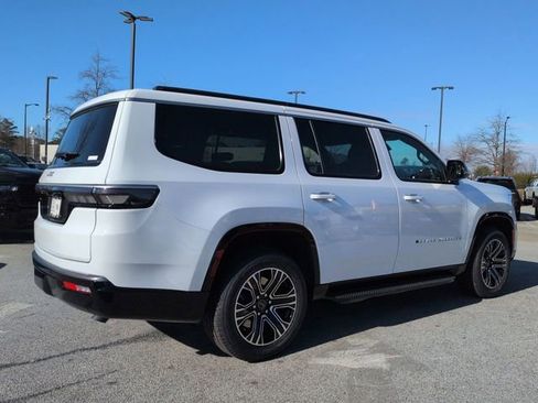 New 2026 Jeep Grand Wagoneer 2WD image 4