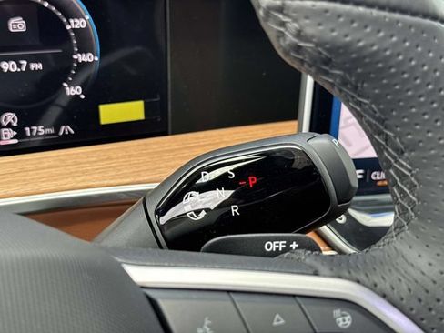 New 2026 Volkswagen Tiguan SEL R-Line AWD/4WD image 20