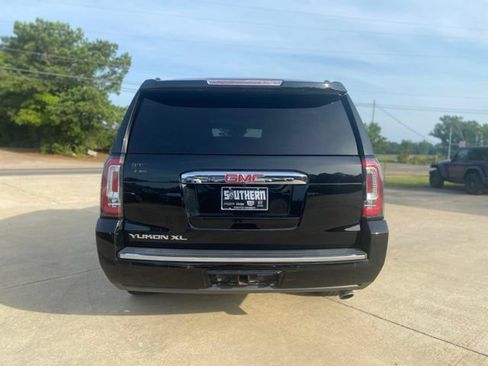 Used 2019 GMC Yukon XL Denali w/ Denali Ultimate Package RWD image 6