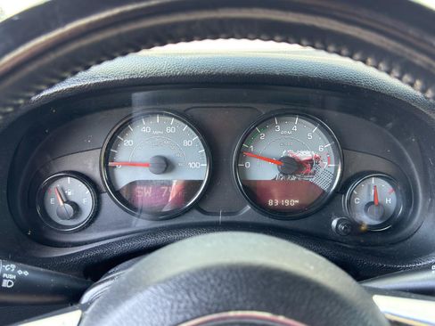 Used 2016 Jeep Wrangler Sahara AWD/4WD image 18