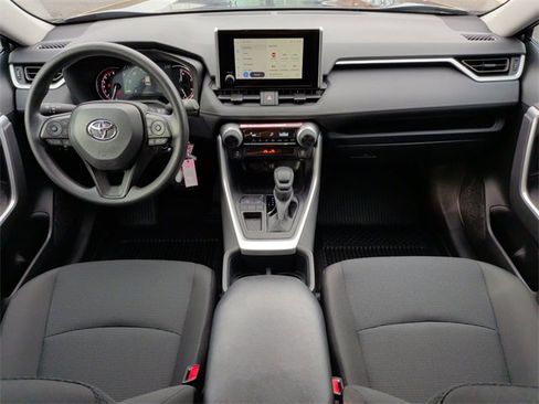 Certified 2025 Toyota RAV4 LE image 27