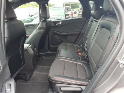 Certified 2024 Ford Escape ST-Line w/ Tech Pack #1 AWD/4WD image 9