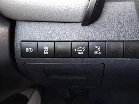 Certified 2021 Toyota Camry LE image 23