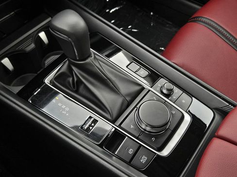 Certified 2025 MAZDA CX-50 AWD 2.5 Hybrid w/ Premium Pkg image 19