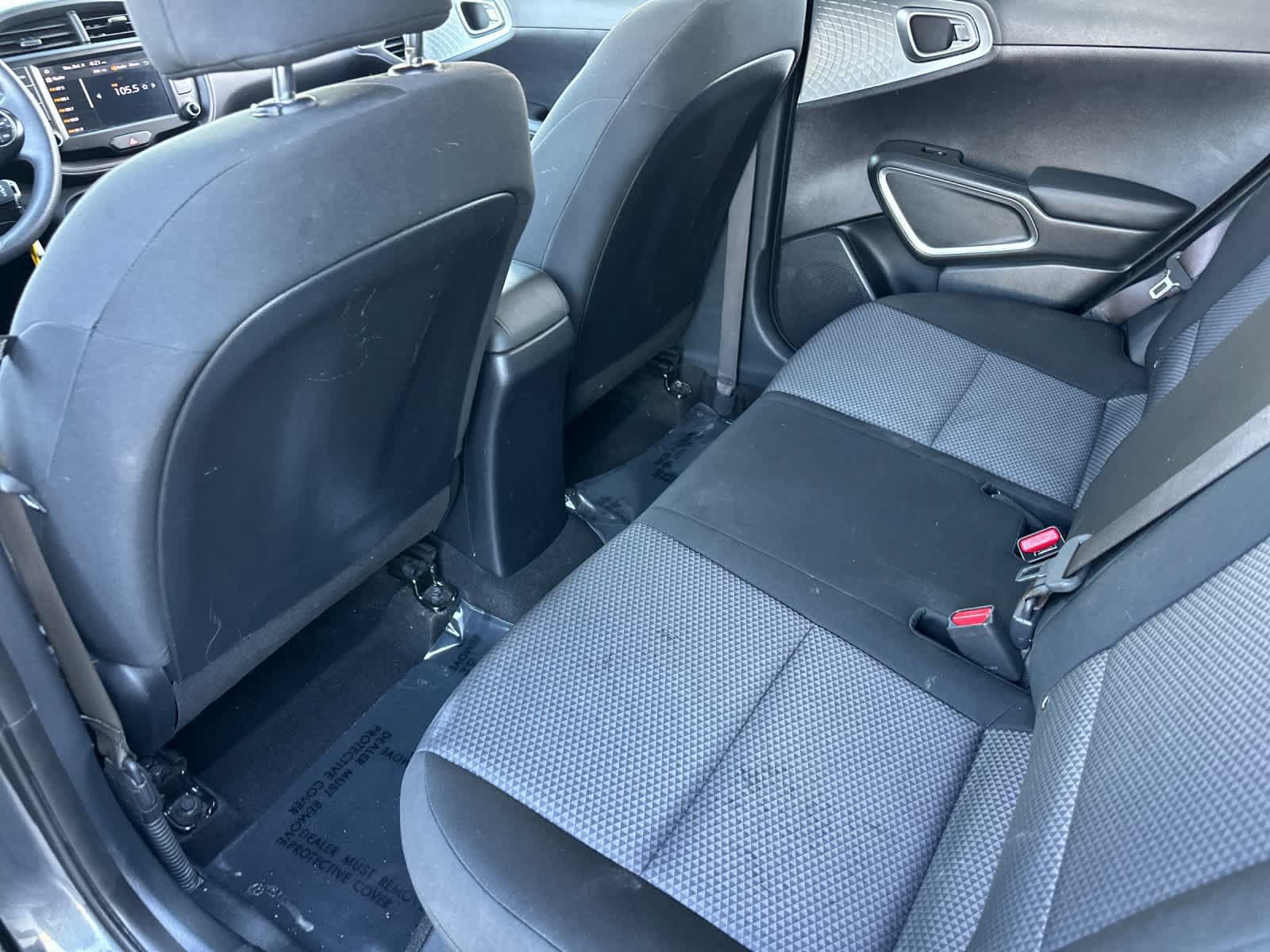 Used 2024 Kia Soul LX w/ LX Technology Package FWD image 5