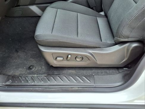 New 2026 Chevrolet Colorado W/T w/ WT Convenience Package II RWD image 23