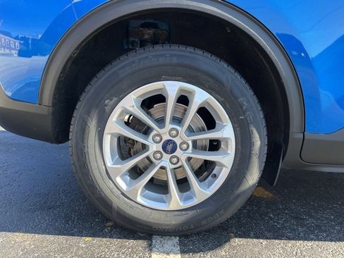Used 2020 Ford Escape SE image 37