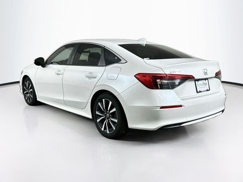 Used 2022 Honda Civic EX image 5