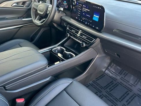 New 2026 Chevrolet Traverse LT w/ Midnight/Sport Edition image 22