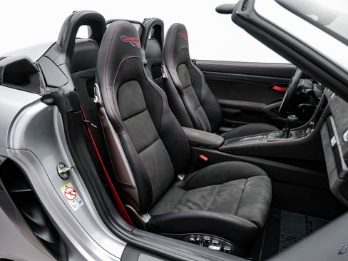 Used 2024 Porsche 718 Boxster Spyder RS image 54