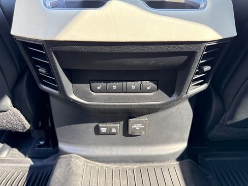 Used 2023 Toyota Tundra Capstone AWD/4WD image 21