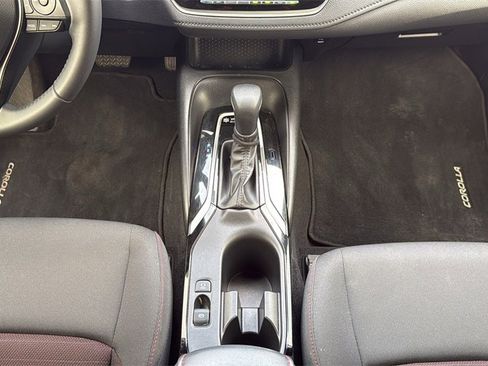 Used 2025 Toyota Corolla SE image 23