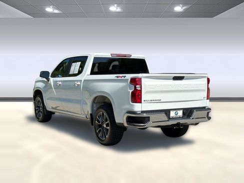 Used 2024 Chevrolet Silverado 1500 LT AWD/4WD image 3