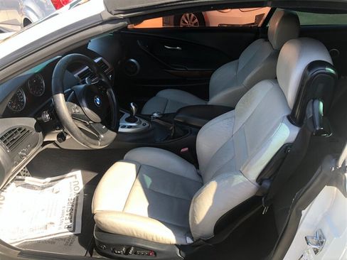 Used 2007 BMW M6 Convertible RWD image 11