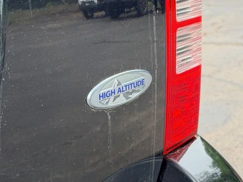 Used 2016 Jeep Patriot High Altitude AWD/4WD image 23