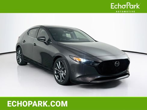 Used 2024 MAZDA MAZDA3 s FWD image 1