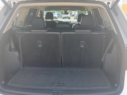 Used 2019 Volkswagen Atlas SE FWD image 33