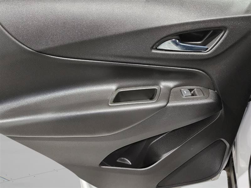 Used 2022 Chevrolet Equinox LT w/ Driver Convenience Package FWD image 27