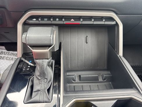 Used 2022 Toyota Tundra Limited image 20