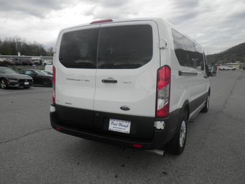 Used 2023 Ford Transit 350 XLT image 6