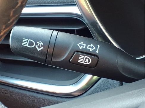 Used 2024 Chevrolet Equinox LT w/ LPO, Floor Liner Package AWD/4WD image 28