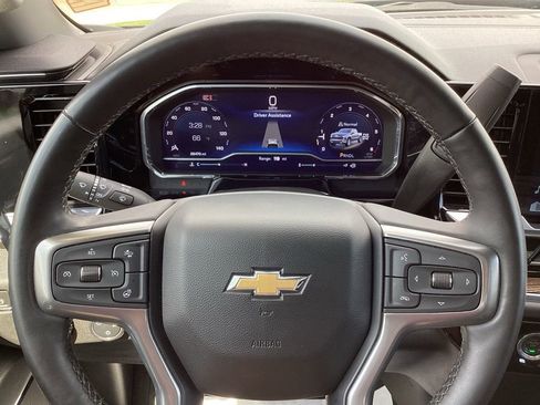 Used 2024 Chevrolet Silverado 1500 LT AWD/4WD image 27