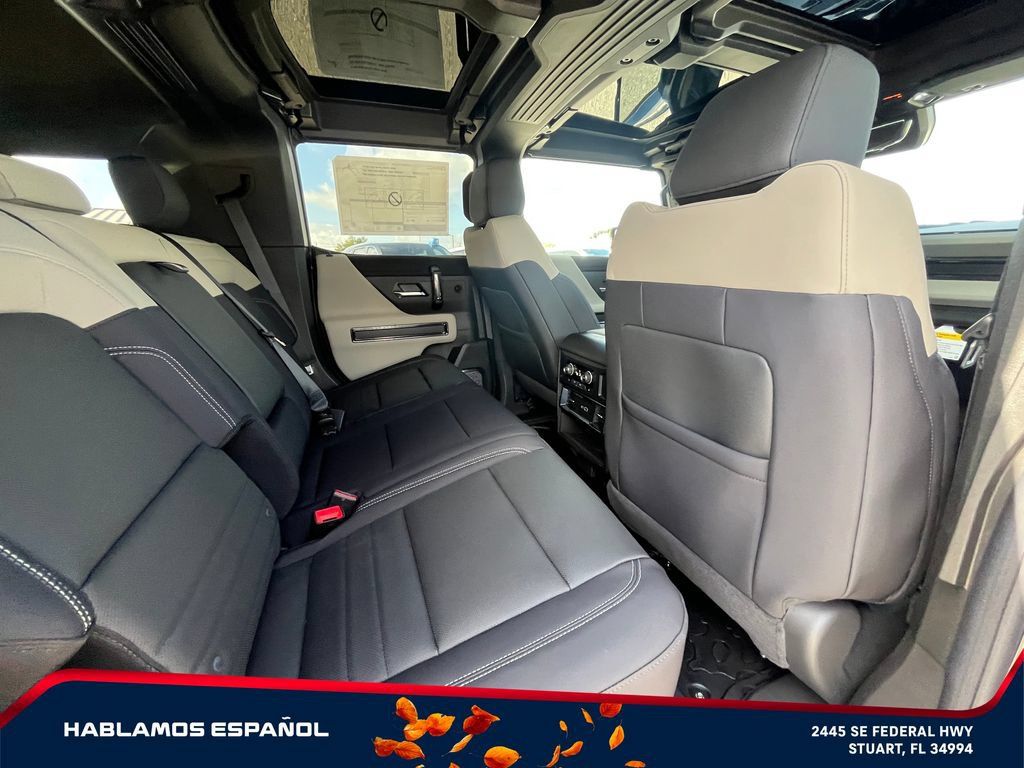 New 2026 GMC Hummer EV SUV AWD/4WD image 18