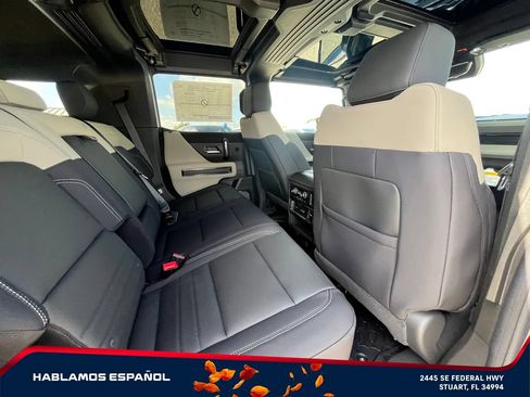 New 2026 GMC Hummer EV SUV AWD/4WD image 18