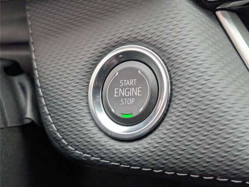 New 2026 Chevrolet Equinox LT w/ Convenience Package II image 20