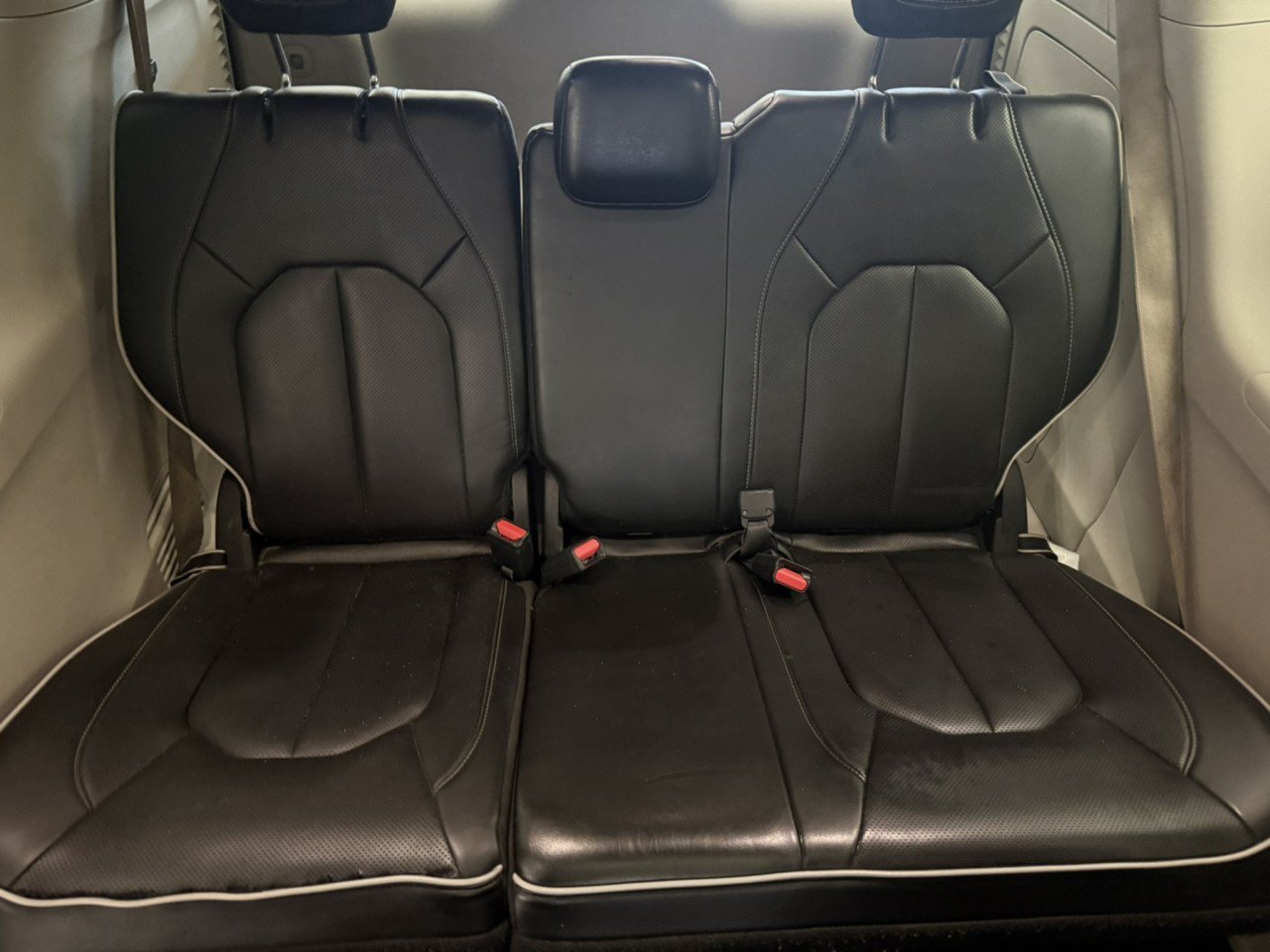 Used 2023 Chrysler Pacifica Limited FWD image 14