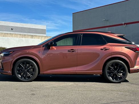 Used 2024 Lexus RX 500h F Sport w/ Convenience Package image 9