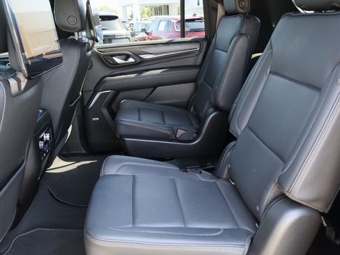 Certified 2021 GMC Yukon XL Denali w/ LPO, Illumination Package AWD/4WD image 28