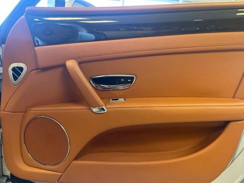 Used 2015 Bentley Flying Spur V8 AWD/4WD image 12