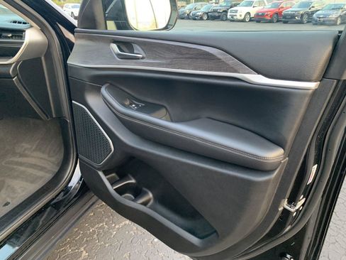 Used 2021 Jeep Grand Cherokee L Limited image 12